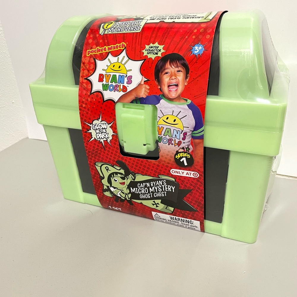 COPY - Ryan’s World Exclusive Limited Edition Glow In The Dark Mystery Ghost Ch…